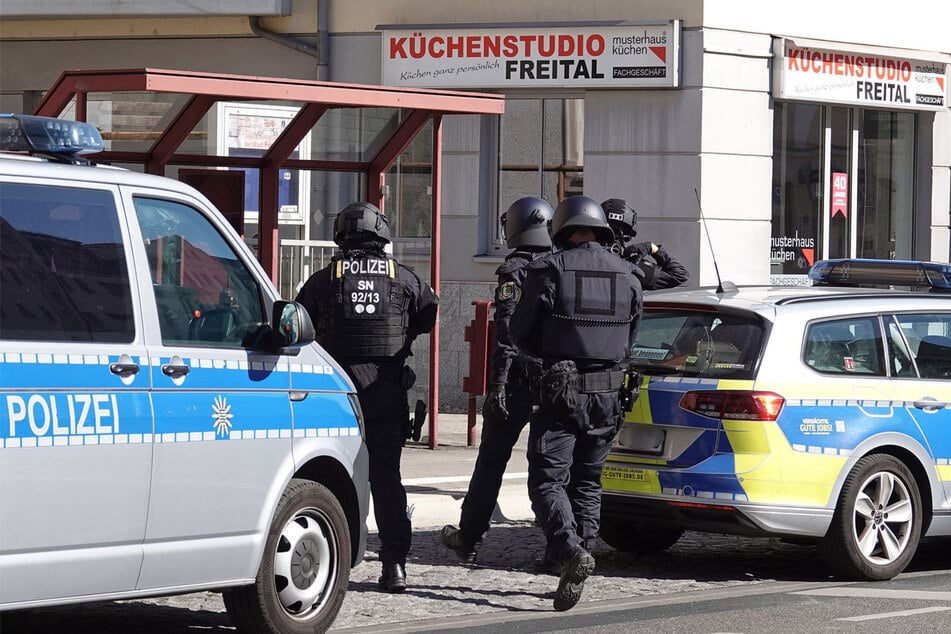 Die Polizei musste zu einem Messerangriff in Freital ausrücken.