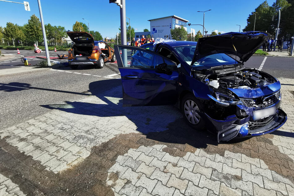 Schwerer Unfall im Leipziger Norden: Vier Personen verletzt