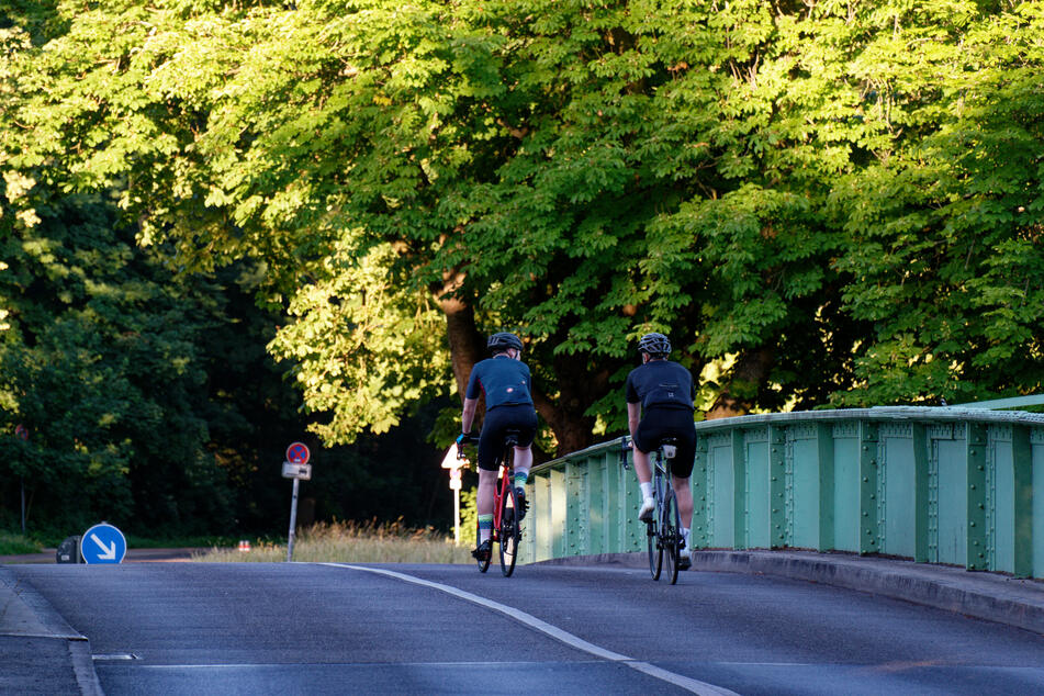 Das Wetter in Nordrhein-Westfalen wird zum Wochenende hin wieder freundlicher. Einer Radtour steht dann nichts mehr im Wege.