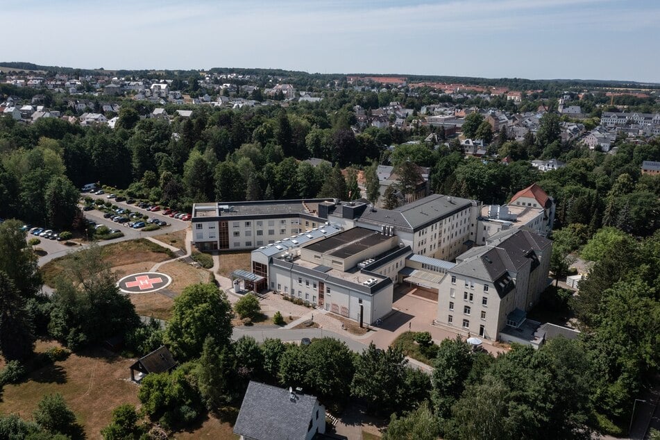 Die DRK Gemeinnützige Krankenhaus GmbH vergibt als großer Arbeitgeber in der Region gerade spannende Jobs in Chemnitz und Lichtenstein.