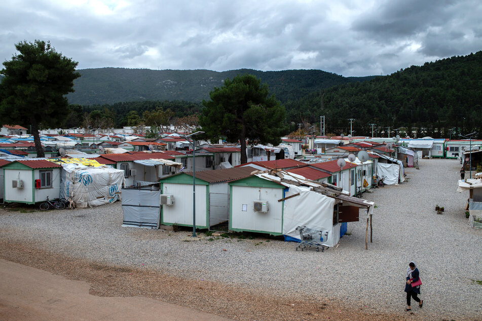 Ein Flüchtlingslager nahe Athen steht unter Corona-Quarantäne. (Archivbild)