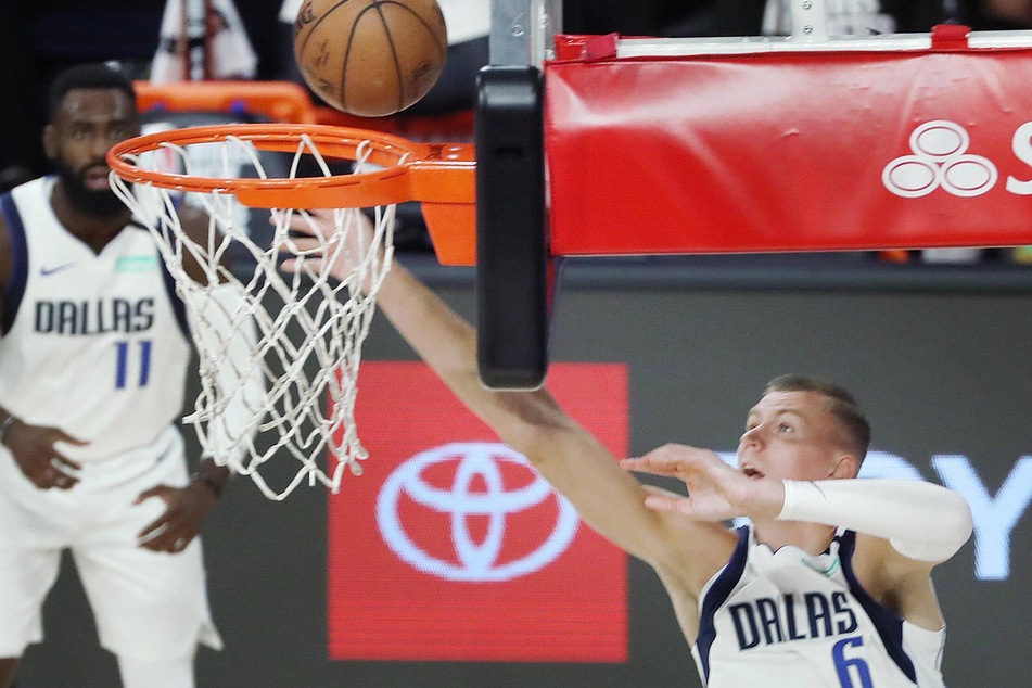 NBA: Dallas downs Denver as the Nuggets streak crumbles