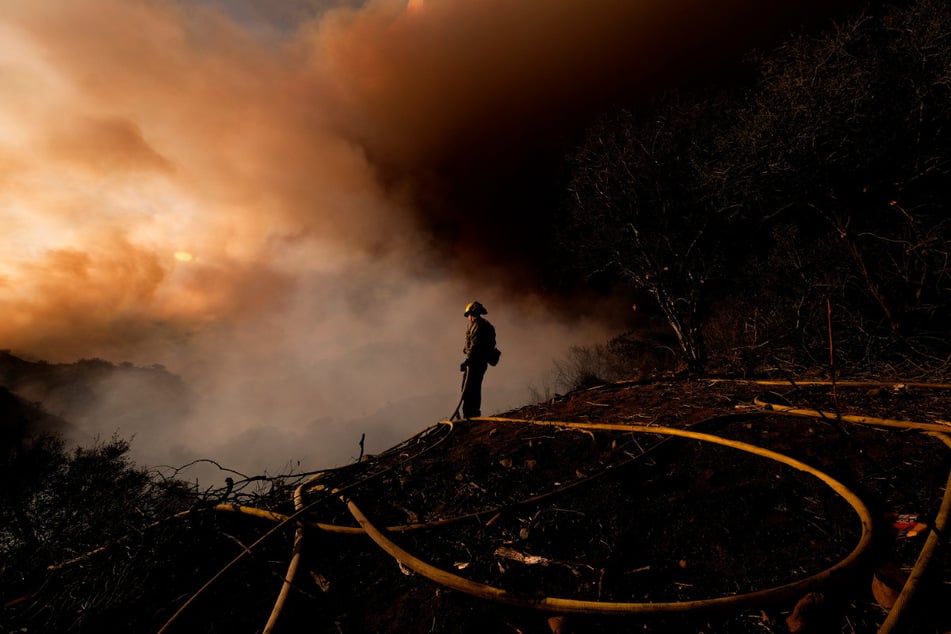 Im Mai dieses Jahres kämpfte die Feuerwehr gegen Buschfeuer bei Los Angeles.