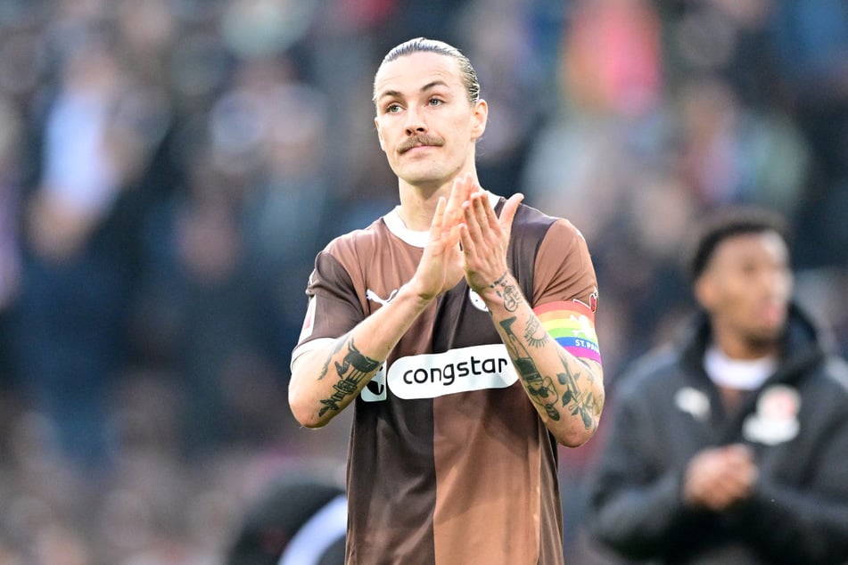 FCSP-Kapitän Jackson Irvine (31) sprach dem Remis gegen Wolfsburg von einem "frustrierenden Ergebnis".