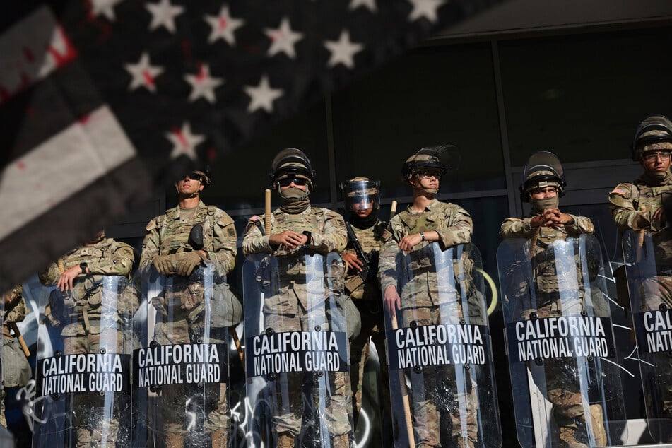 Rund 4000 Soldaten der Nationalgarde treffen nach und nach in L.A. ein. Bisher wurden für ihren Einsatz maximal 60 Tage anberaumt.