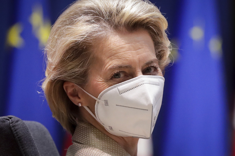 Ursula von der Leyen (62), EU-Kommissionschefin, verschärft die Tonlage gegenüber dem Pharmaunternehmen Astrazeneca.