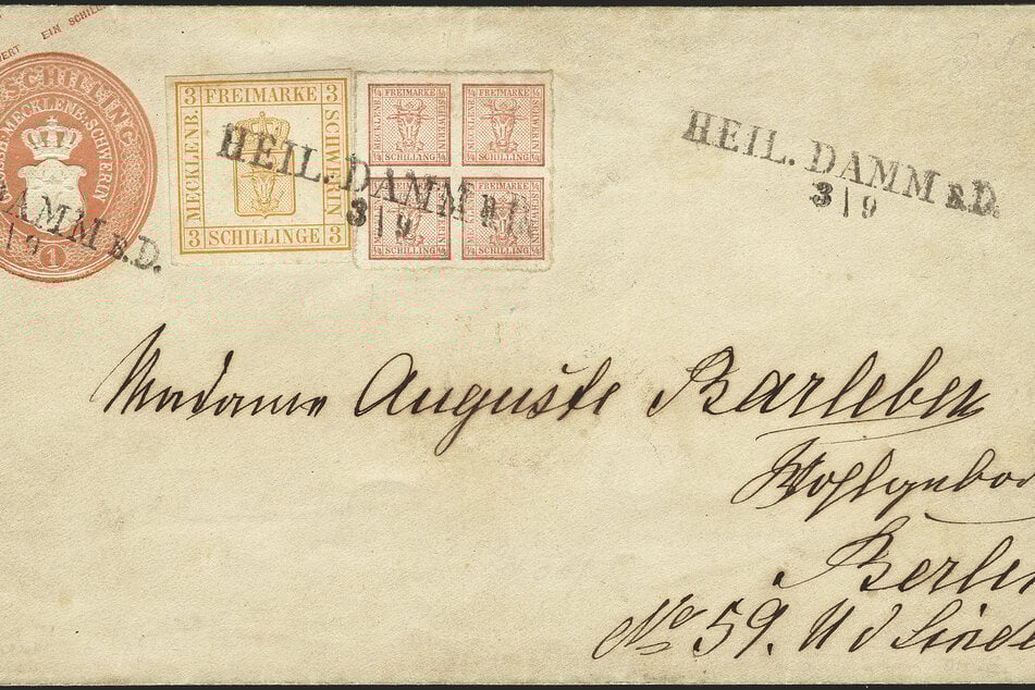 Der Briefumschlag aus dem Ostseebad Heiligendamm, adressiert an Madame Auguste Barleben in Berlin, gehört zur Briefmarkensammlung des ehemaligen Tengelmann-Chefs Haub.