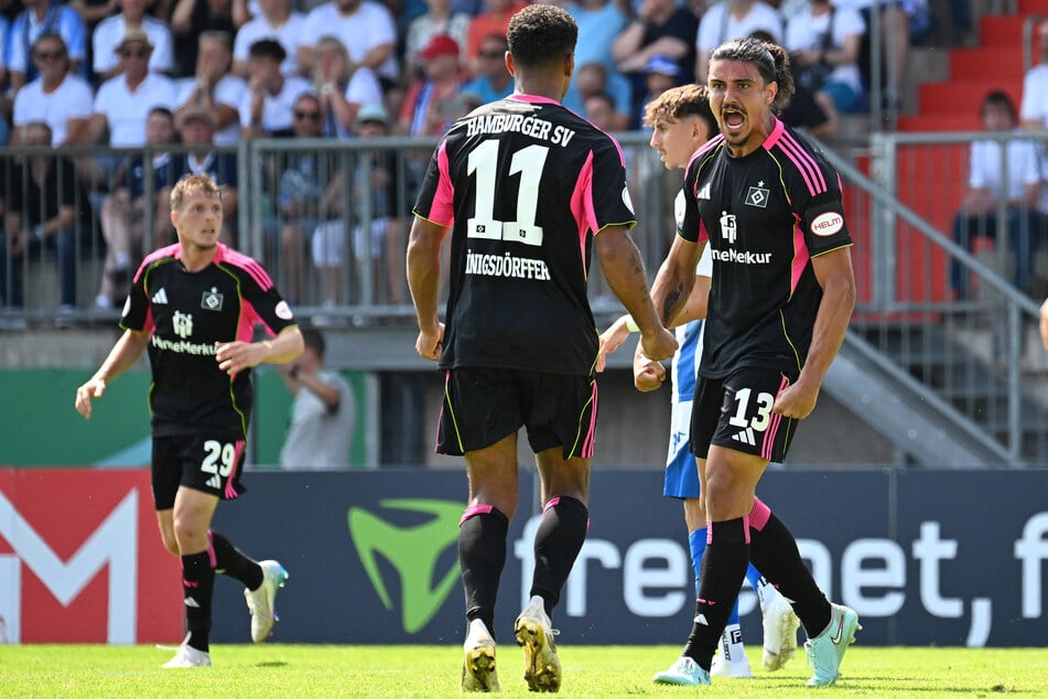 Guilherme Ramos (r.) rettet den HSV in die Verlängerung.