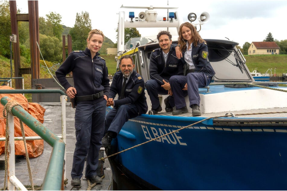 Das neue Team der "WaPo Elbe": Friederike Linke (45, v.l.), Adnan Maral (58), Ferdi Ötzen (38) und Barbara Prakopenka (34).