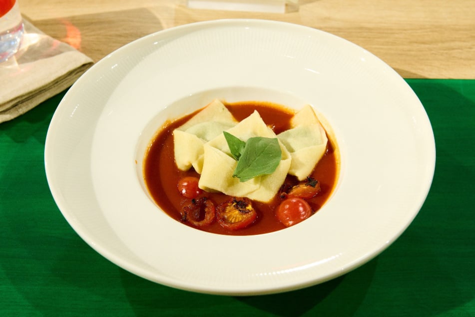 Mit Tortellini mit Spinat-Füllung und Tomatensauce konnte die Chemnitzerin Maren Janich (24) am Montag begeistern.