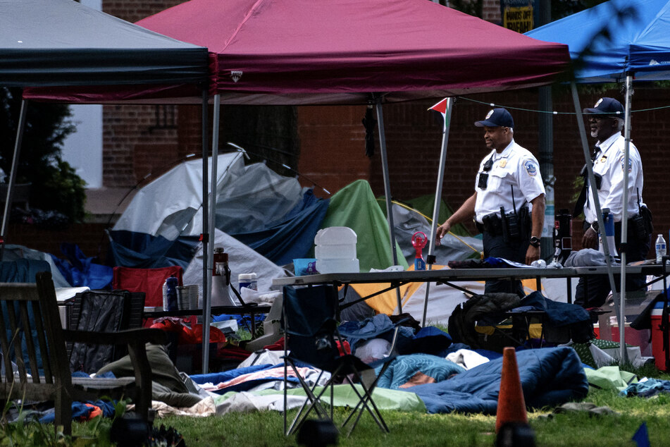 Police forcibly clear pro-Gaza encampment at George Washington University