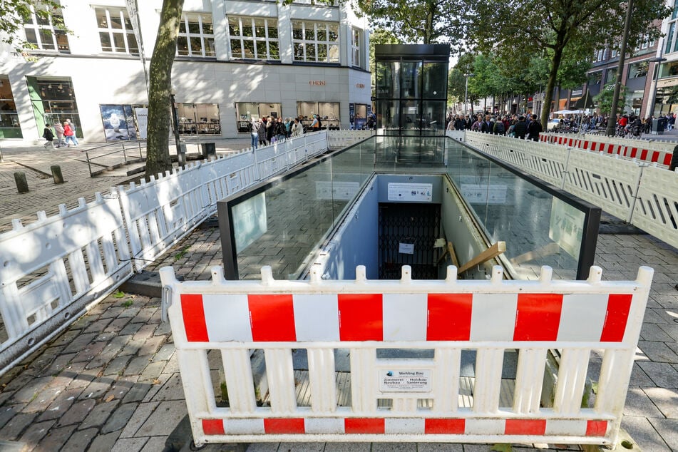 Hamburg: Senat fordert Schadenersatz für "Hamburgs teuerstes Klo"