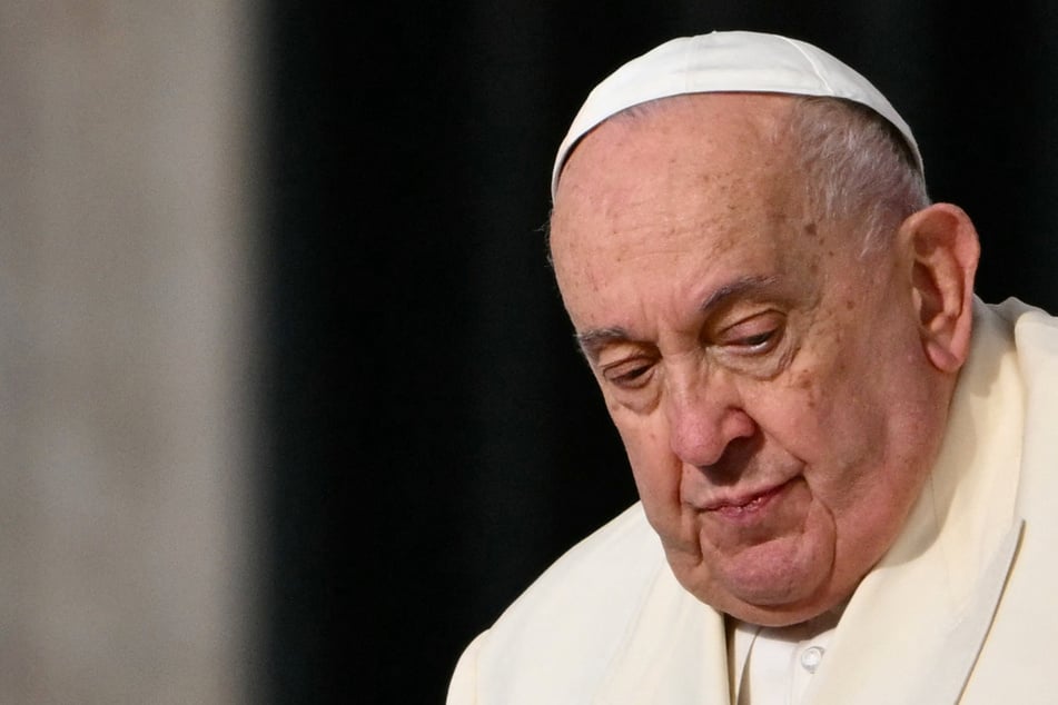 Vatican shares update on Pope's pneumonia as Italian prime minister visits