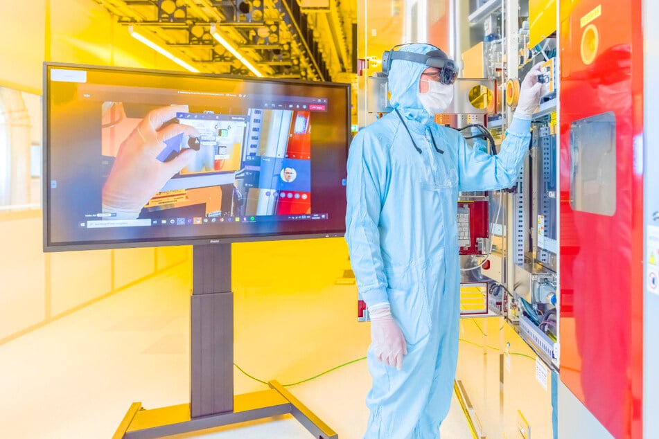 Instandhalter im Bereich Halbleiterfertigung (m/w/d) sorgen für einen reibungslosen Ablauf in der Produktion.