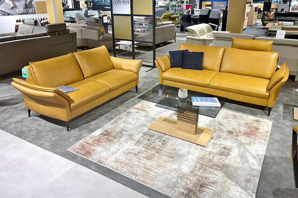 Viele Möbel sind hier am Sonntag (30.11.) zum Tiefpreis zu haben