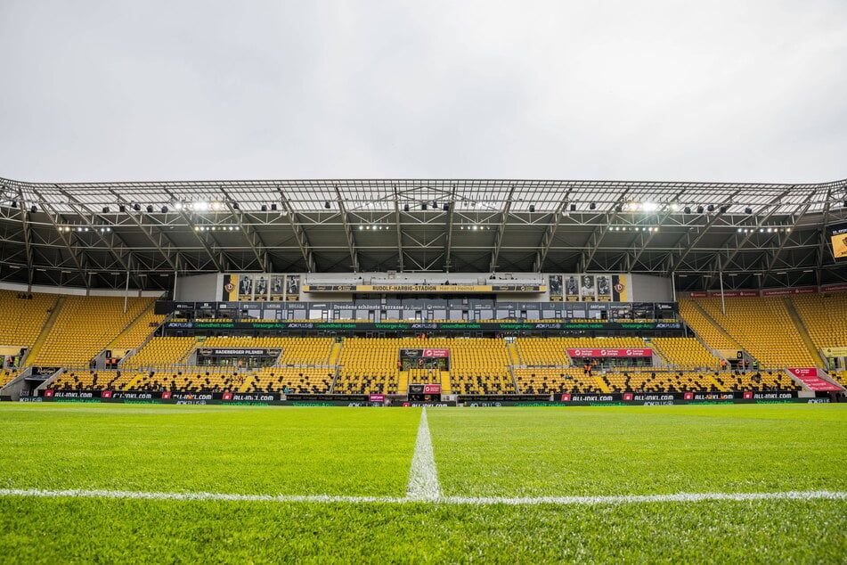 Auf das Rudolf-Harbig-Stadion kommen größere Umbauten zu - allerdings abseits des Platzes.