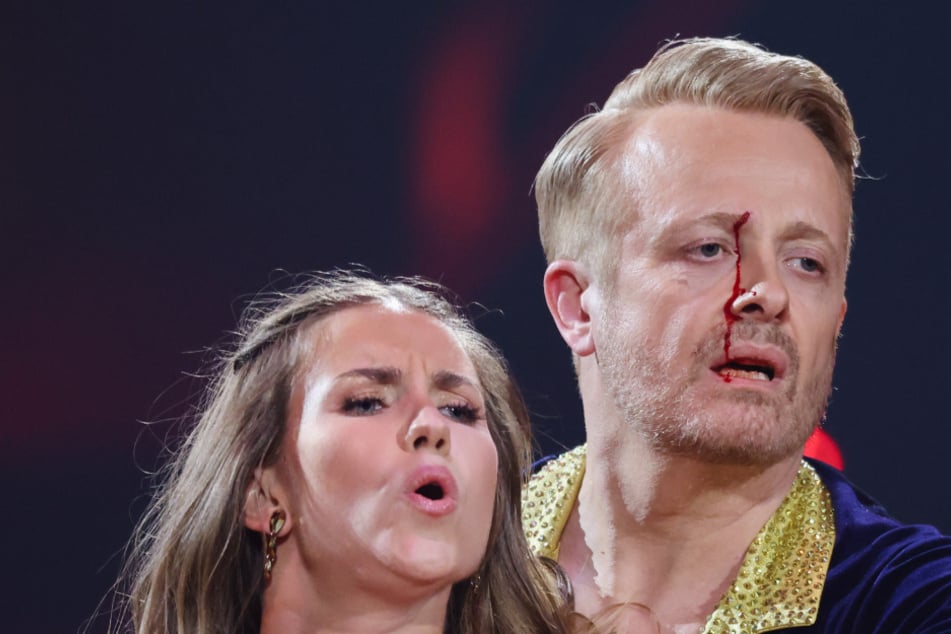 Let's Dance: "Let's Dance": Ross Antony tanzt minutenlang mit blutiger Wunde - Ein Promi ist raus