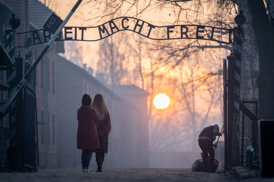 An den Tag der Befreiung von Auschwitz, den 27. Januar 1945, könnte künftig ein eigener Feiertag erinnern.
