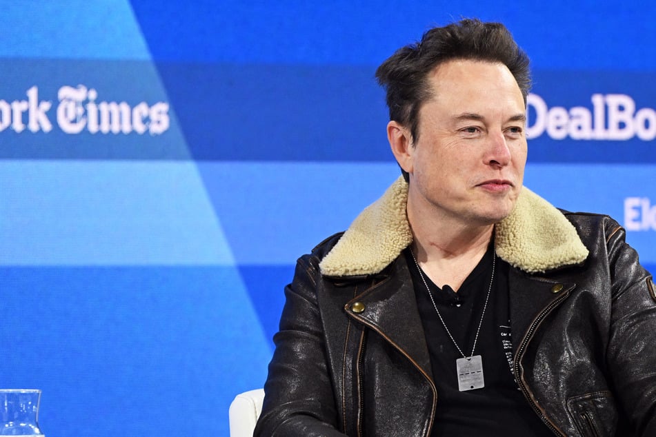 Elon Musk: Elon Musk bashes advertisers who criticized his antisemitic post: "Go f**k yourself"