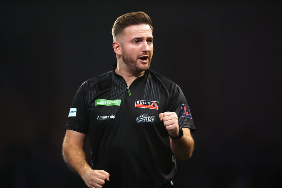 El alemán Arno Merk se impuso en el partido inaugural del Campeonato Mundial de Dardos.