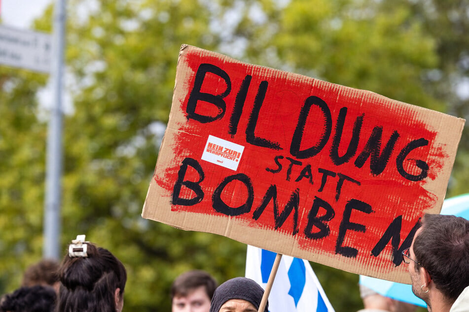 Die "Generation Z" setzt sich mit den Protesten für Bildung, Gesundheit, Klimaschutz und ein bezahlbares Leben ein.