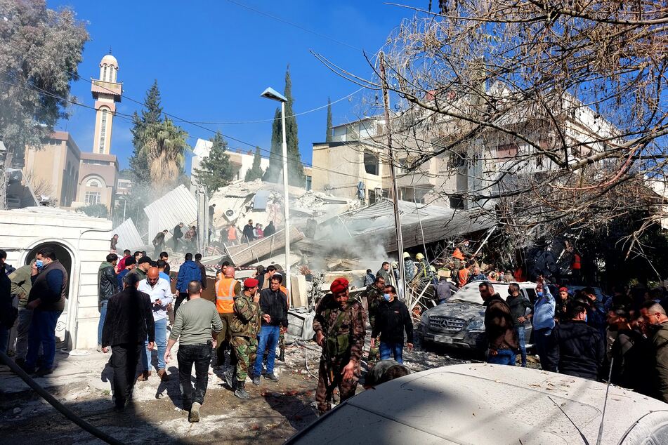 Das Wohnhaus im Viertel Mazzeh wurde komplett zerstört.