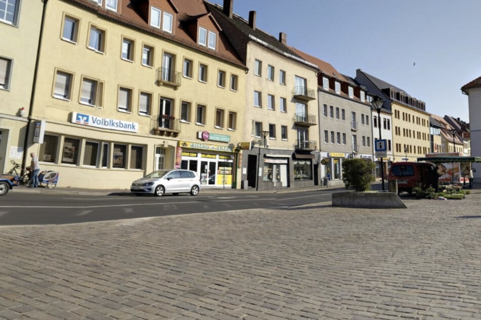 Der Marktplatz in Eilenburg. Eine Querstraße weiter ereignete sich am Freitag ein tödlicher Unfall mit einer Fußgängerin.