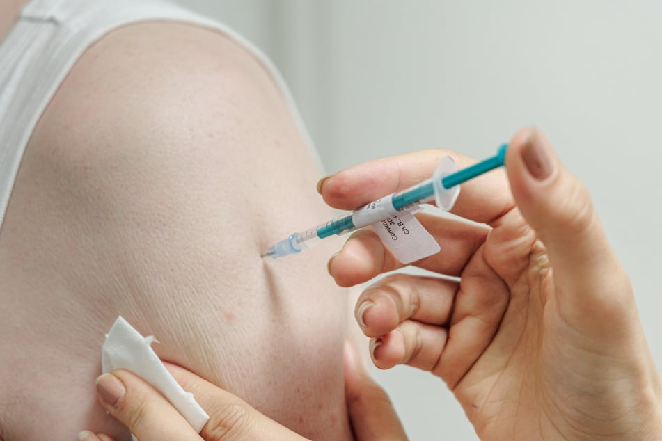 Se recomienda la vacunación contra la culebrilla a partir de los 60 años.