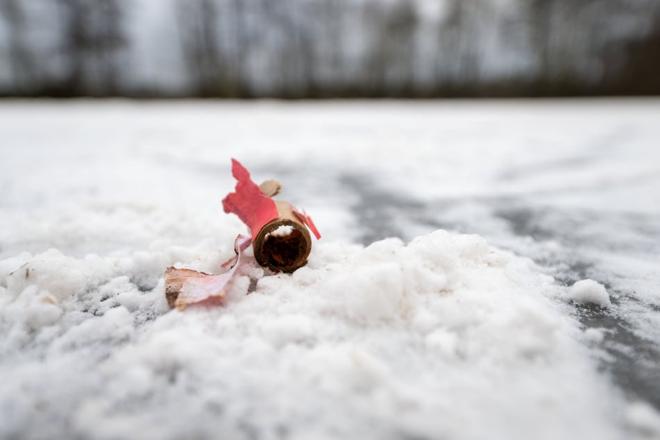 Waren unerlaubte Böller schuld am Tod des 17-Jährigen? Die Ermittlungen laufen. (Symbolfoto)