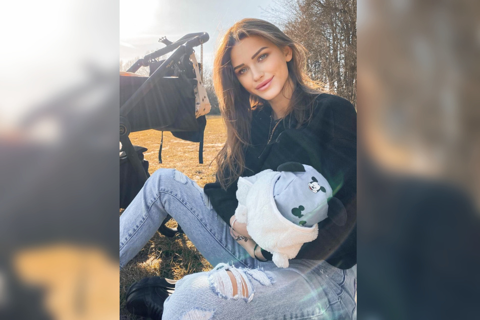 Ex-GNTM-Model Neele Bronst hat auf Instagram über das Stillen ihres Sohnes gesprochen.