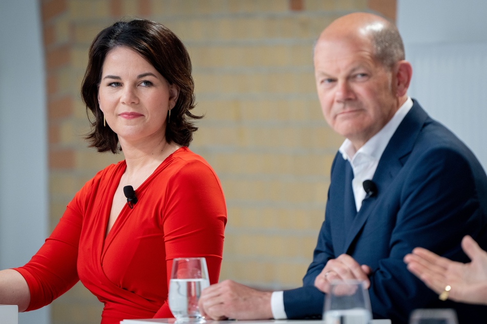 Annalena Baerbock und SPD-Kandidat Olaf Scholz (63).