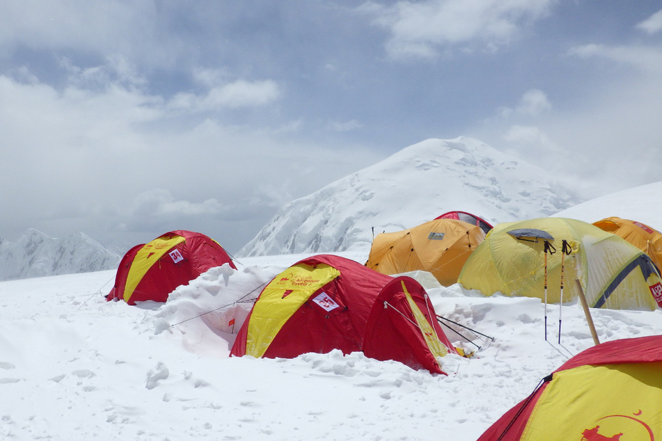 Ein Bergsteiger-Camp im Pamir-Gebirge. Der "Pik Lenin" findet natürlich viel mehr Interessenten als die "sächsischen" Berge.