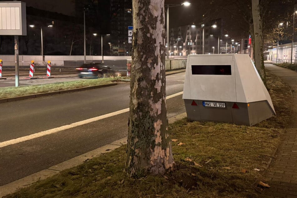 Fies versteckt: Hier kassiert der Superblitzer gnadenlos ab