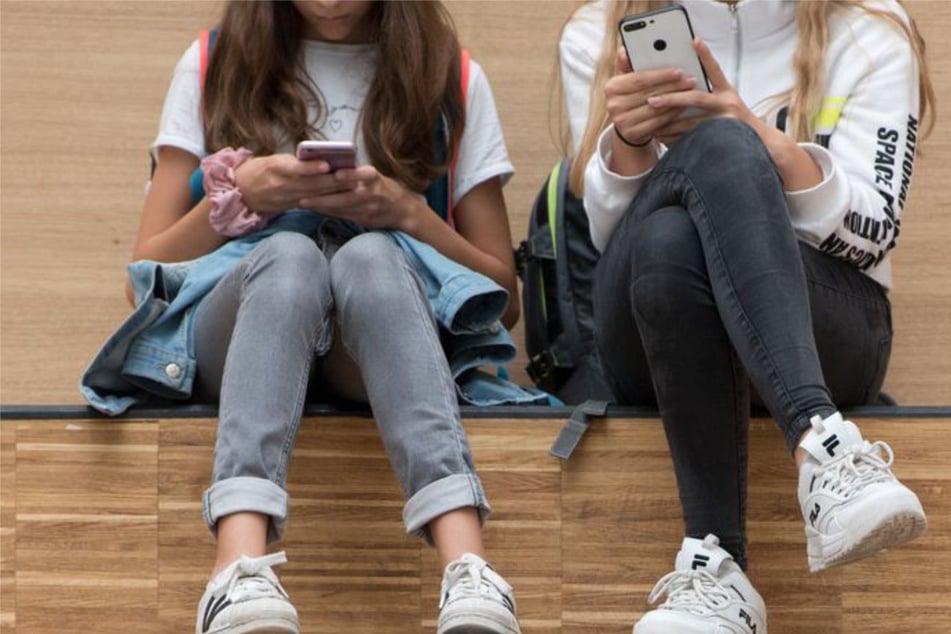 Schüler im Ländle fordern: Handyregeln sollen auch für Lehrer gelten