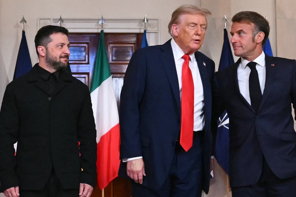 French President Emmanuel Macron (r.) called for another meeting regarding the Ukraine-Russia war.