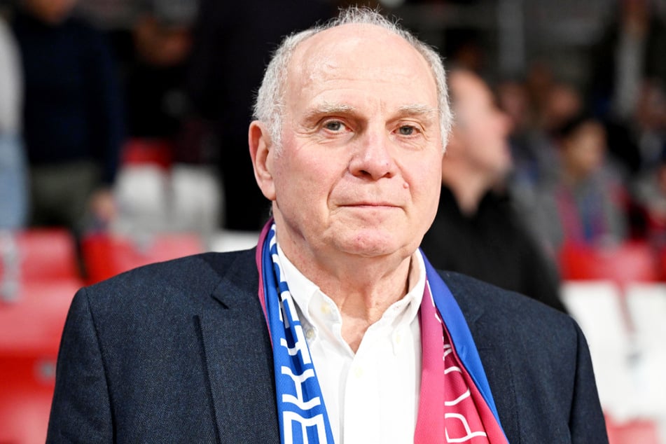 Uli Hoeneß (72) hatte mit Blick auf den FC Bayern einmal mehr mit seinen Worten für Aufsehen gesorgt.