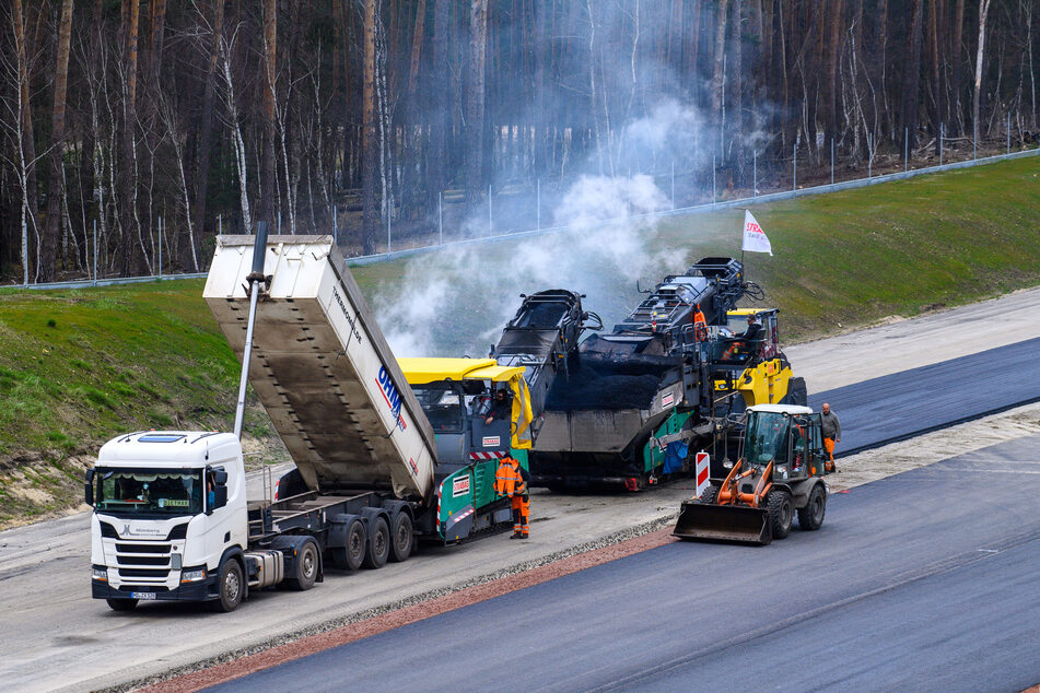 Beschleunigte Straßenbauprojekte in Ostdeutschland wurden im Koalitionsausschuss Ende März nicht beschlossen. (Symbolfoto)
