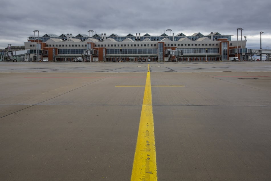 Der Dresdner Flughafen muss Einbußen bei den Passagierzahlen hinnehmen.