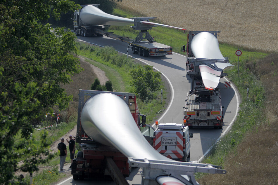 Windradbetreiber fordern in NRW eigene Autobahn-Ausfahrten für Schwertransporter