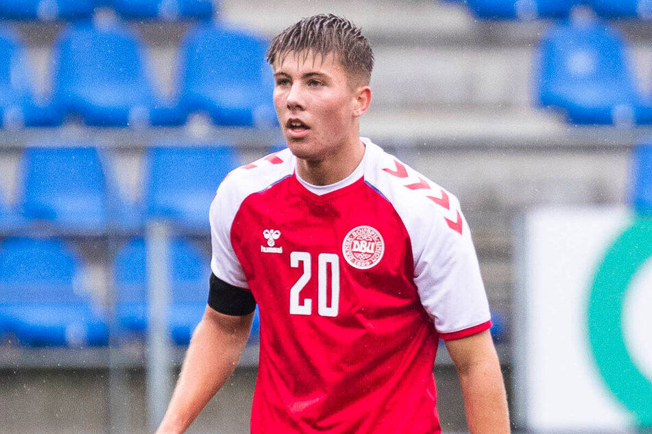 Hertha BSC soll sich die Dienste von Dänemarks U19-Nationalspieler Gustav Christensen (18) gesichert haben.