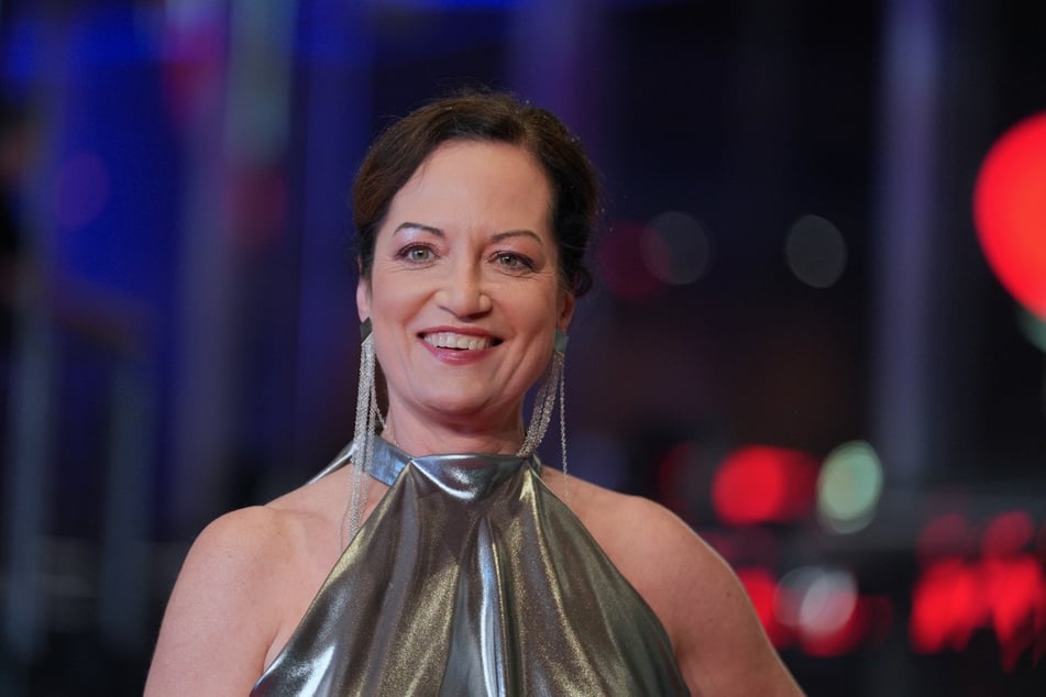 Schauspielerin Natalia Wörner (58) führte das Rateteam und das Publikum an der Nase herum.