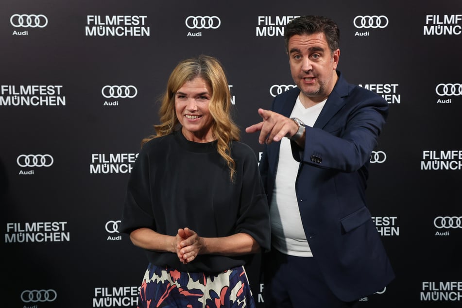 Beim Filmfest München stellten Anke Engelke (58) und Bastian Pastewka (52) ihr neues Projekt vor.