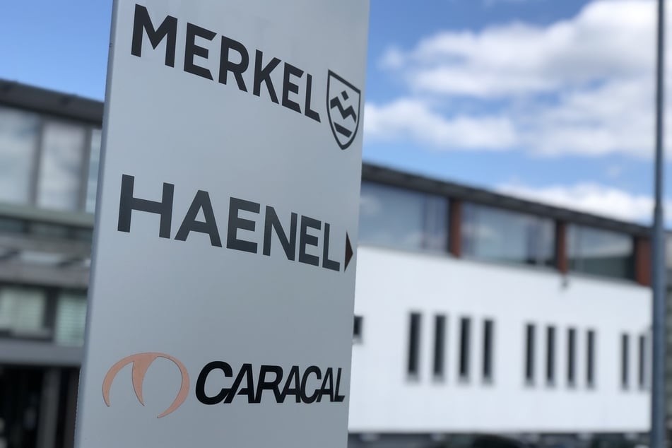C.G.Haenel ist eine Tochter des Jagdwaffenherstellers Merkel. Die kleine Firma lässt in einem Streit um einen Sturmgewehr-Auftrag der Bundeswehr nicht locker.