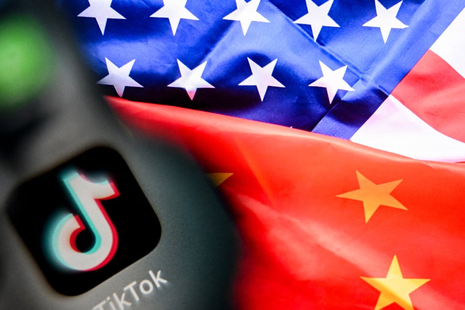China urges the United States to resolve its dispute over Tiktok through dialogue before discussing high efforts in Spain.