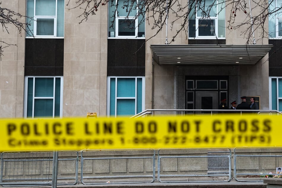 Shots fired at Toronto's US consulate in "national security incident"