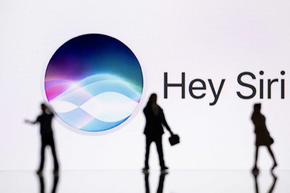 Apple agrees to $95 million deal to settle Siri eavesdropping suit