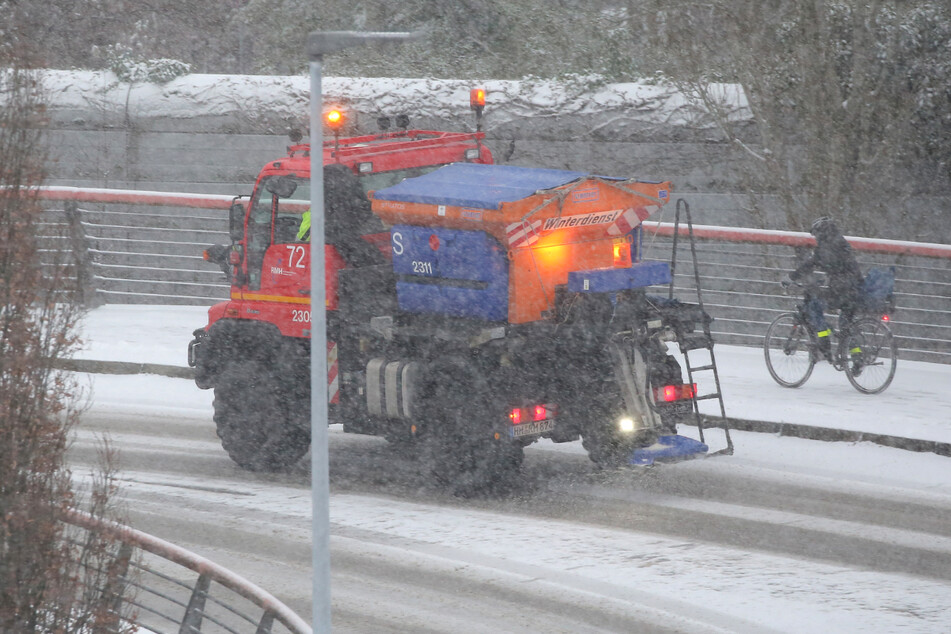 Der Winterdienst hatte alle Hände voll zu tun im Norden.