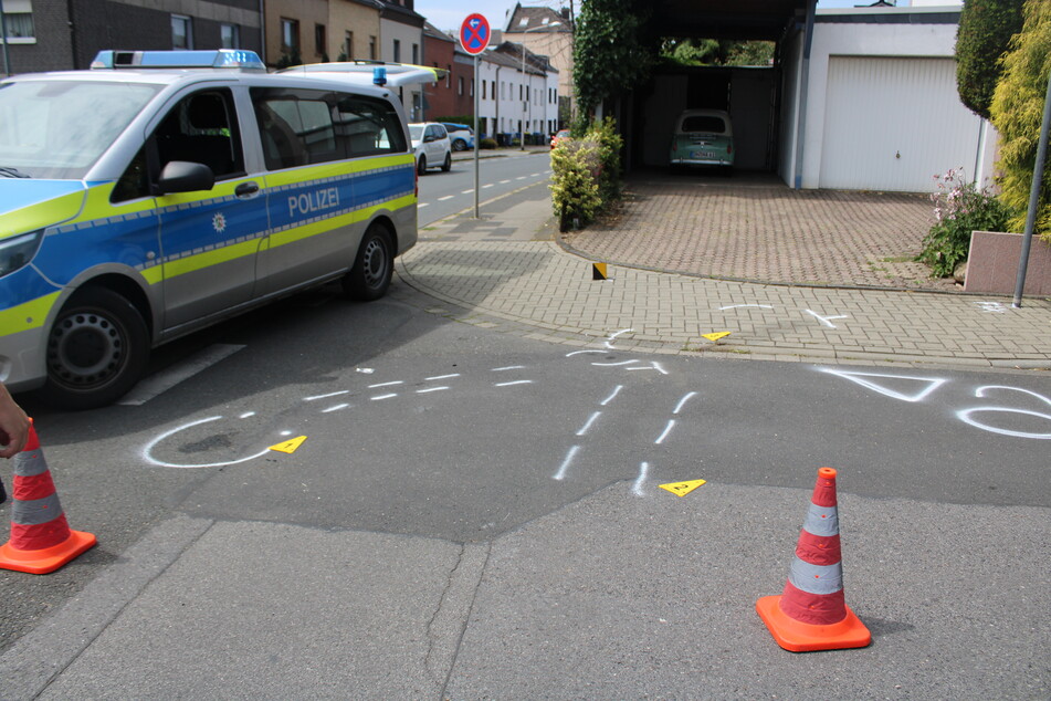 Die Polizei fahndet nach dem flüchtigen Unfallfahrer.