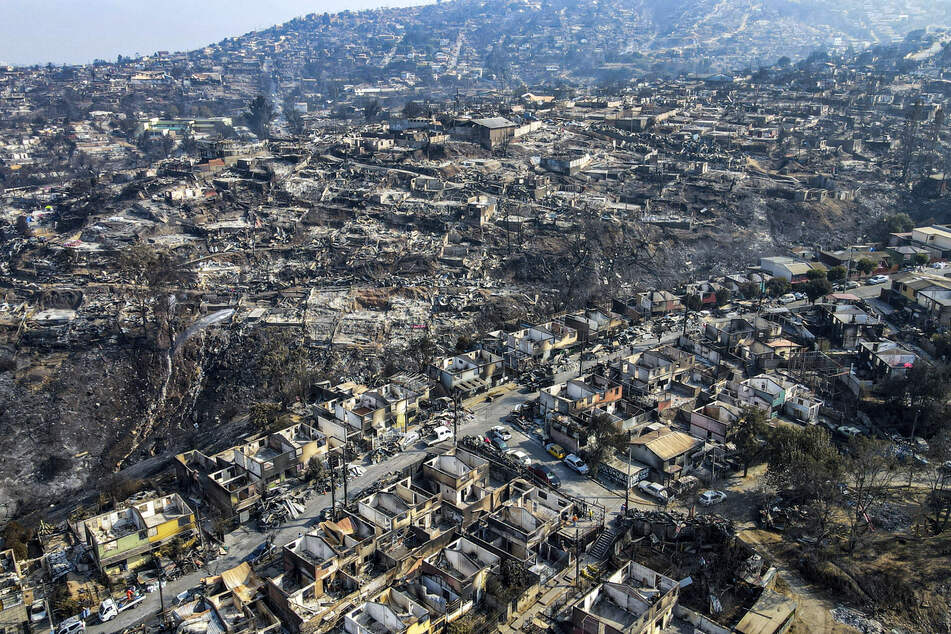 Einige Stadtteile wurden durch die heftigen Feuer komplett verwüstet.