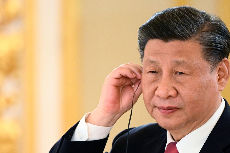 Zwischen den Stühlen: Chinas Staatschef setzt auf Verhandlungen im Ukraine-Krieg!